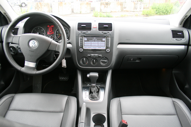 Illustration for article titled 2009 VW Jetta Sportwagen TDI, Part Two